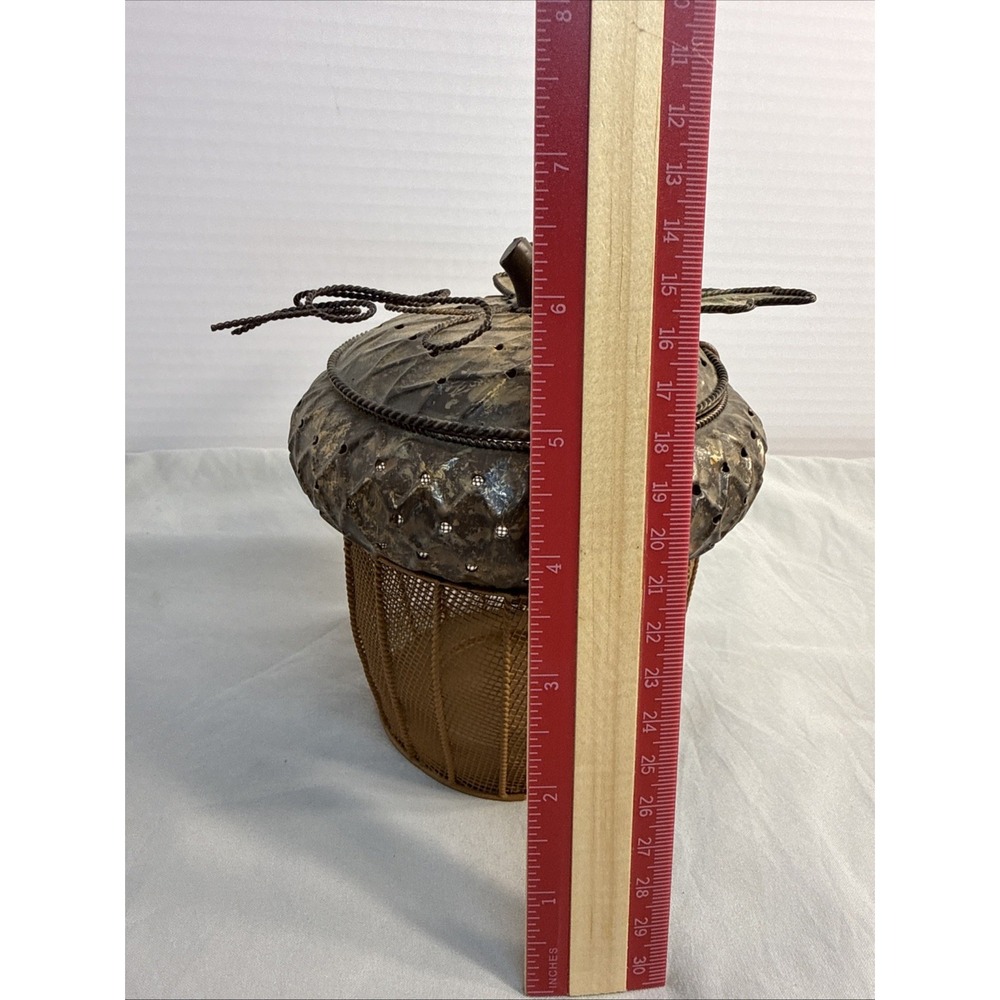 Vintage Metal Mesh Acorn Basket Lidded Decorative Trinket Jar Fall Harvest Decor - Picture 8 of 9